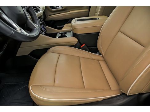 Used 2024 Chevrolet Tahoe Premier w/ Advanced Technology Package AWD/4WD image 13