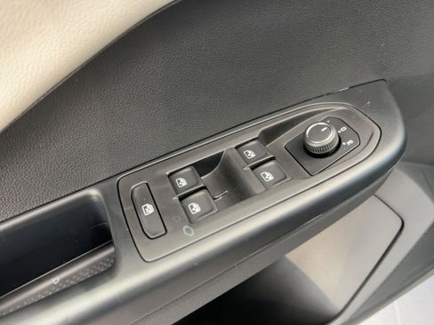 New 2026 Volkswagen Taos S image 13