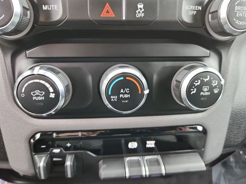 Certified 2024 RAM 3500 Big Horn image 16