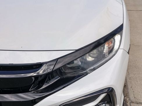 Used 2020 Honda Civic Sport image 10