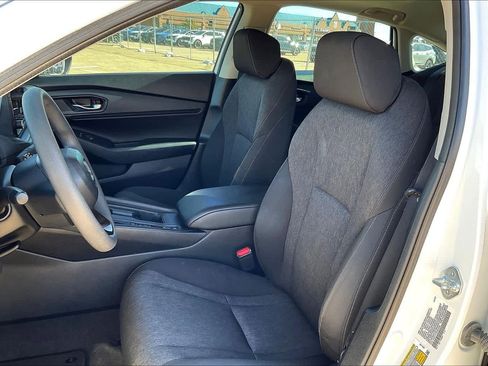 Used 2023 Honda Accord EX image 10