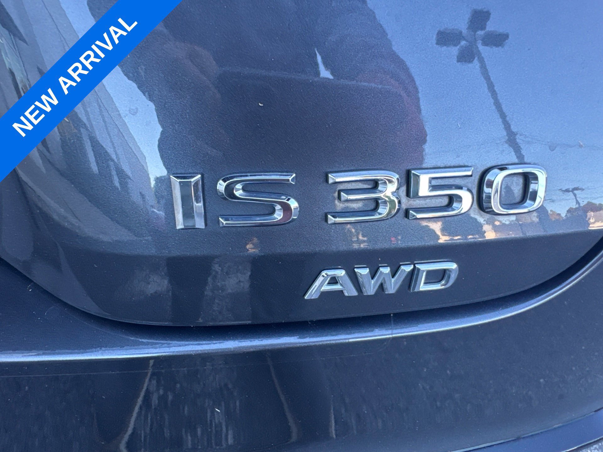 Used 2023 Lexus IS 350 F Sport w/ Memory Package AWD/4WD image 10