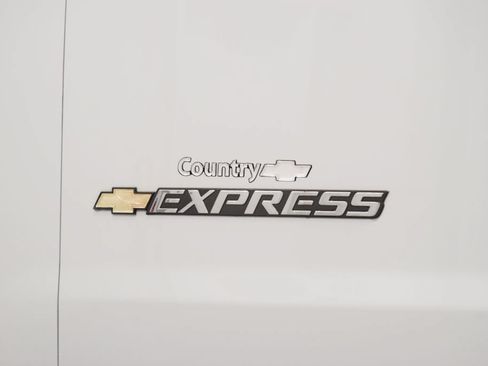 Used 2024 Chevrolet Express 3500 LT w/ LT Preferred Equipment Group RWD image 14
