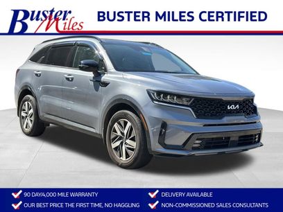 Used 2022 Kia Sorento EX w/ Panoramic Sunroof Package