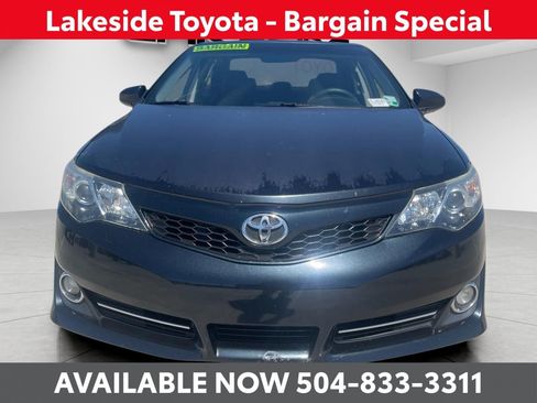 Used 2012 Toyota Camry SE image 10