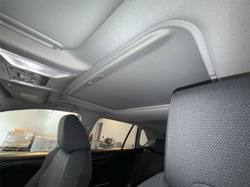 Used 2023 Toyota RAV4 XLE image 16