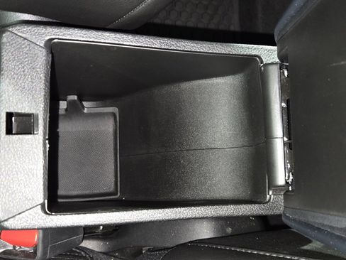 Used 2024 Jeep Compass Trailhawk image 17