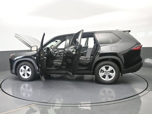 Used 2025 Toyota Grand Highlander FWD image 62