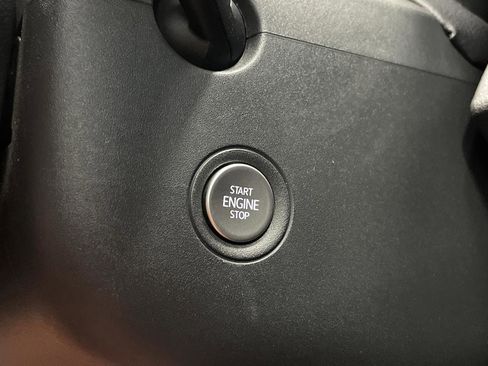 Used 2021 Volkswagen ID.4 Pro S w/ Gradient Package image 23