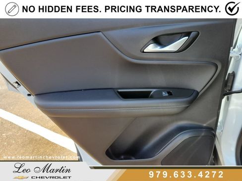 Used 2022 Chevrolet Blazer LT FWD image 13