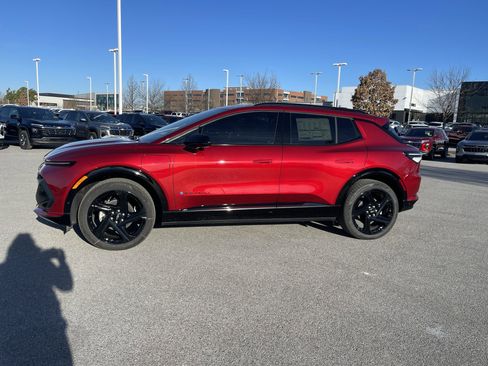 New 2025 Chevrolet Equinox EV RS image 46