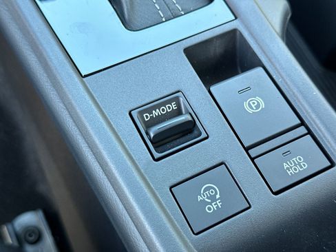New 2026 Nissan Sentra SV w/ SV Convenience Package FWD image 31