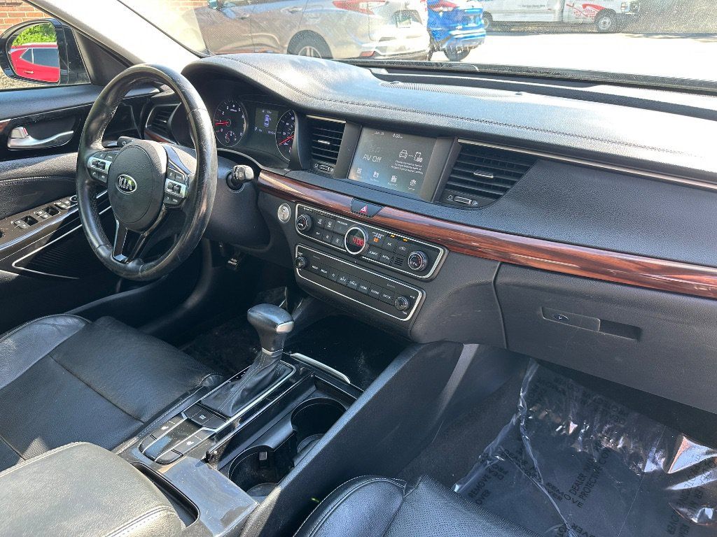 Used 2019 Kia Cadenza Premium FWD image 23