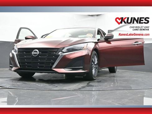 Used 2023 Nissan Altima 2.5 SV image 66