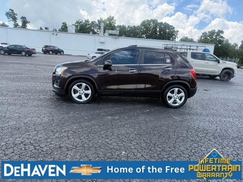 Used 2015 Chevrolet Trax LTZ FWD image 3