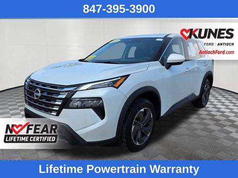 Used 2025 Nissan Rogue SV FWD image 3