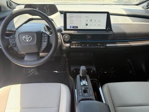 Used 2026 Toyota Prius Limited w/ Limited Premium Package FWD image 21