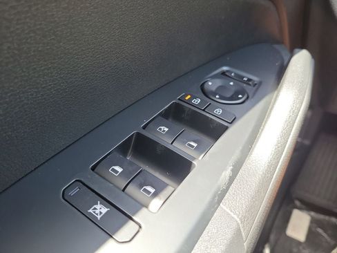 New 2026 Kia Sportage LX w/ LX Convenience Package FWD image 9