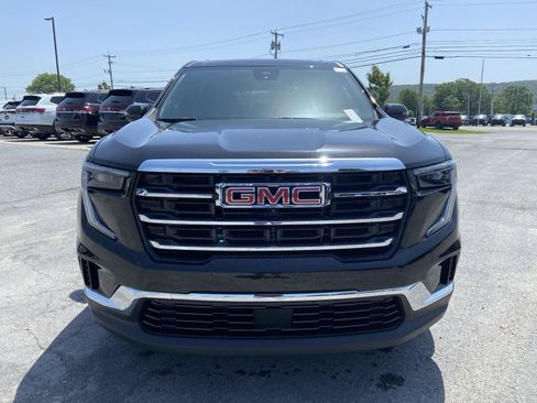 Used 2025 GMC Acadia Elevation AWD/4WD image 2