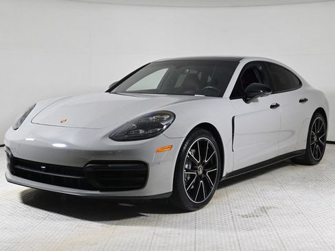 Certified 2022 Porsche Panamera Platinum Edition image 1