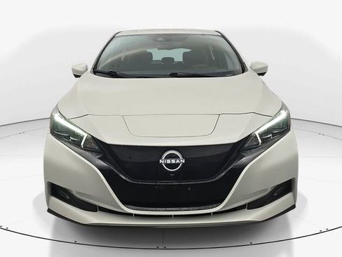 Used 2023 Nissan Leaf SV Plus image 4