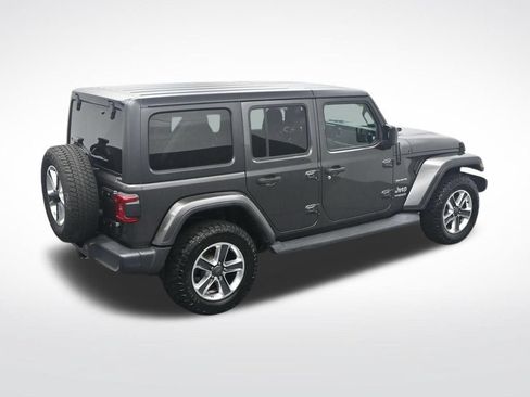 Used 2020 Jeep Wrangler Unlimited Sahara w/ Dual Top Group AWD/4WD image 33