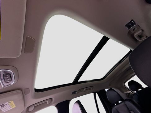 Used 2022 Volvo XC90 T8 Inscription Expression image 43