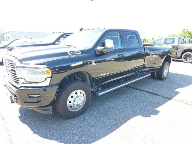 Certified 2023 RAM 3500 Laramie AWD/4WD image 2