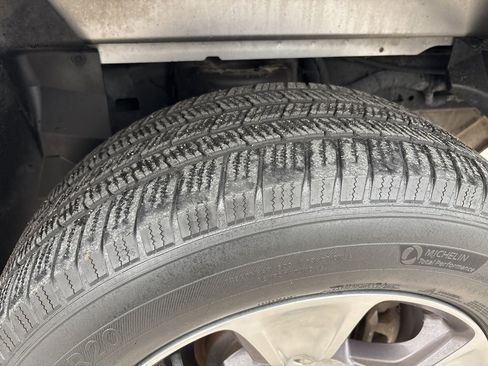 Used 2019 RAM 1500 Laramie image 11