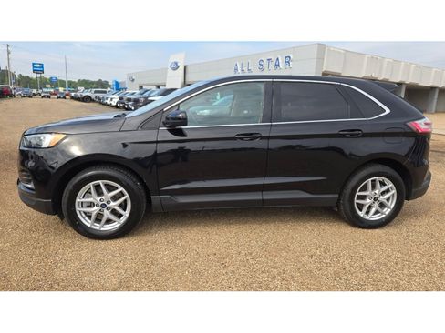 Used 2024 Ford Edge SEL AWD/4WD image 2