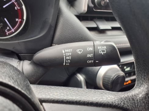 Used 2023 Toyota RAV4 LE AWD/4WD image 21