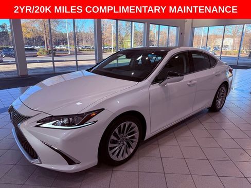 Certified 2020 Lexus ES 350 w/ Luxury Package image 3