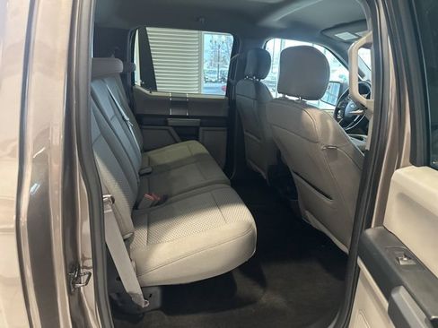 Used 2018 Ford F150 XLT w/ XTR Package image 15