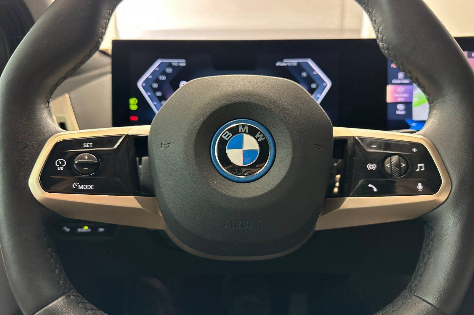 Certified 2024 BMW iX xDrive50 w/ Premium Package AWD/4WD image 11