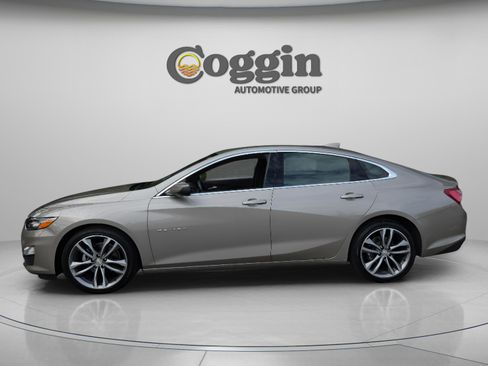 Used 2024 Chevrolet Malibu LT image 2