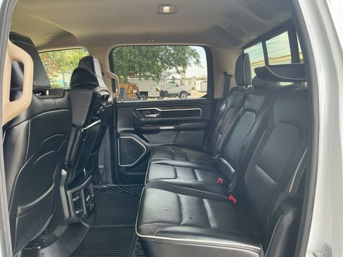 Used 2020 RAM 1500 Laramie AWD/4WD image 21