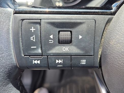 Used 2022 Nissan Rogue SL AWD/4WD image 23