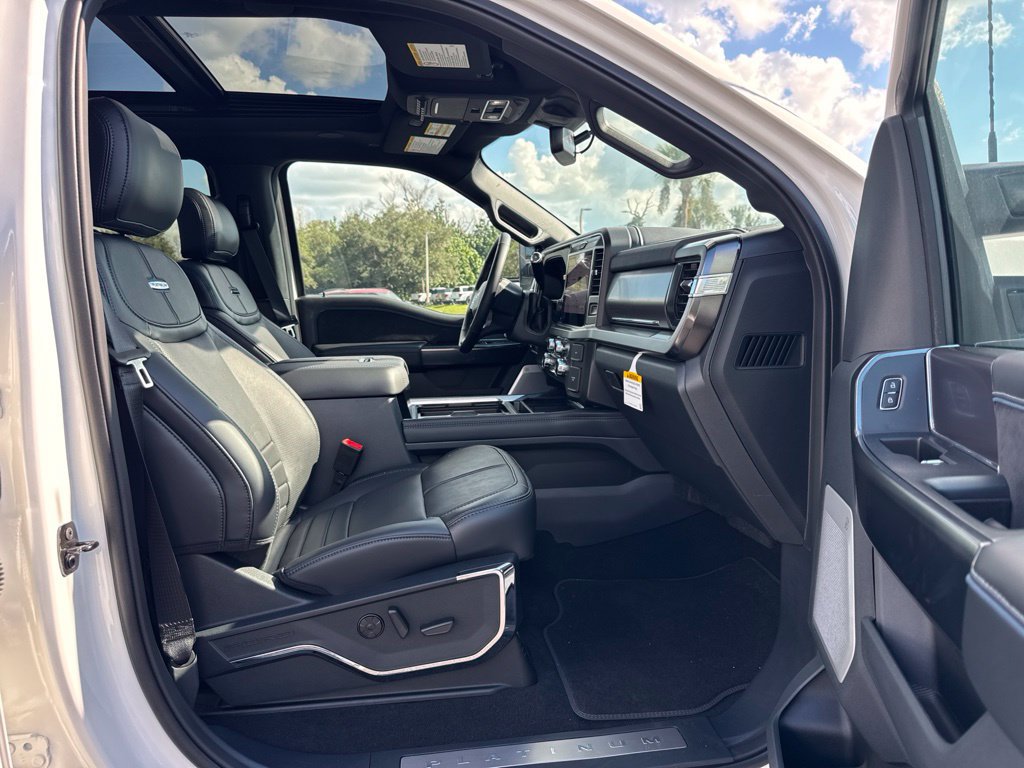 New 2026 Ford F250 Platinum w/ FX4 Off-Road Package AWD/4WD image 11