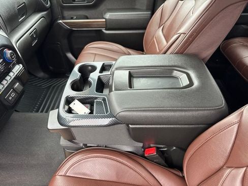 Used 2021 Chevrolet Silverado 1500 LT AWD/4WD image 16