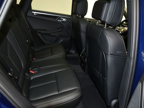New 2026 Porsche Macan AWD/4WD image 28