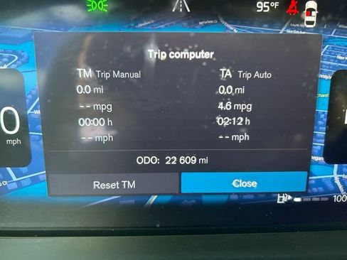 Certified 2023 Volvo XC60 B5 Plus w/ Climate Package AWD/4WD image 23
