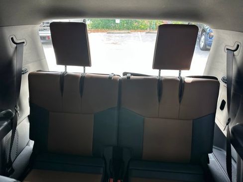 Used 2025 Lexus GX 550 w/ Accessory Package (Z1) AWD/4WD image 11