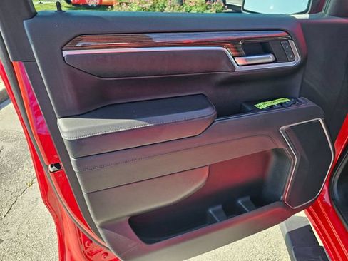 Used 2023 Chevrolet Silverado 1500 RST AWD/4WD image 18