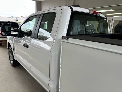 New 2026 Ford F250 XL w/ XL Chrome Package RWD image 14