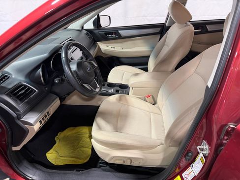 Used 2019 Subaru Outback 2.5i Premium AWD/4WD image 23