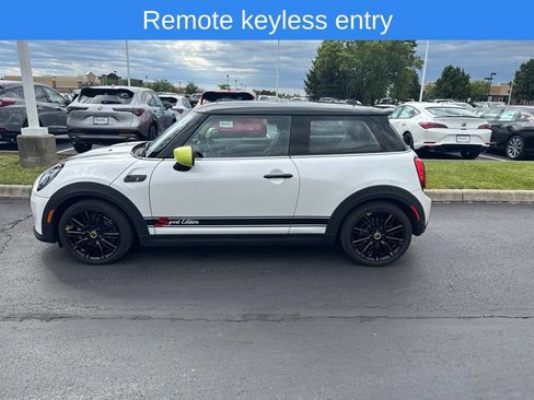 Used 2024 MINI Cooper SE FWD image 4