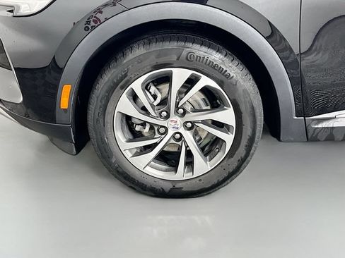 Used 2022 Buick Envision Essence w/ Technology Package I FWD image 10