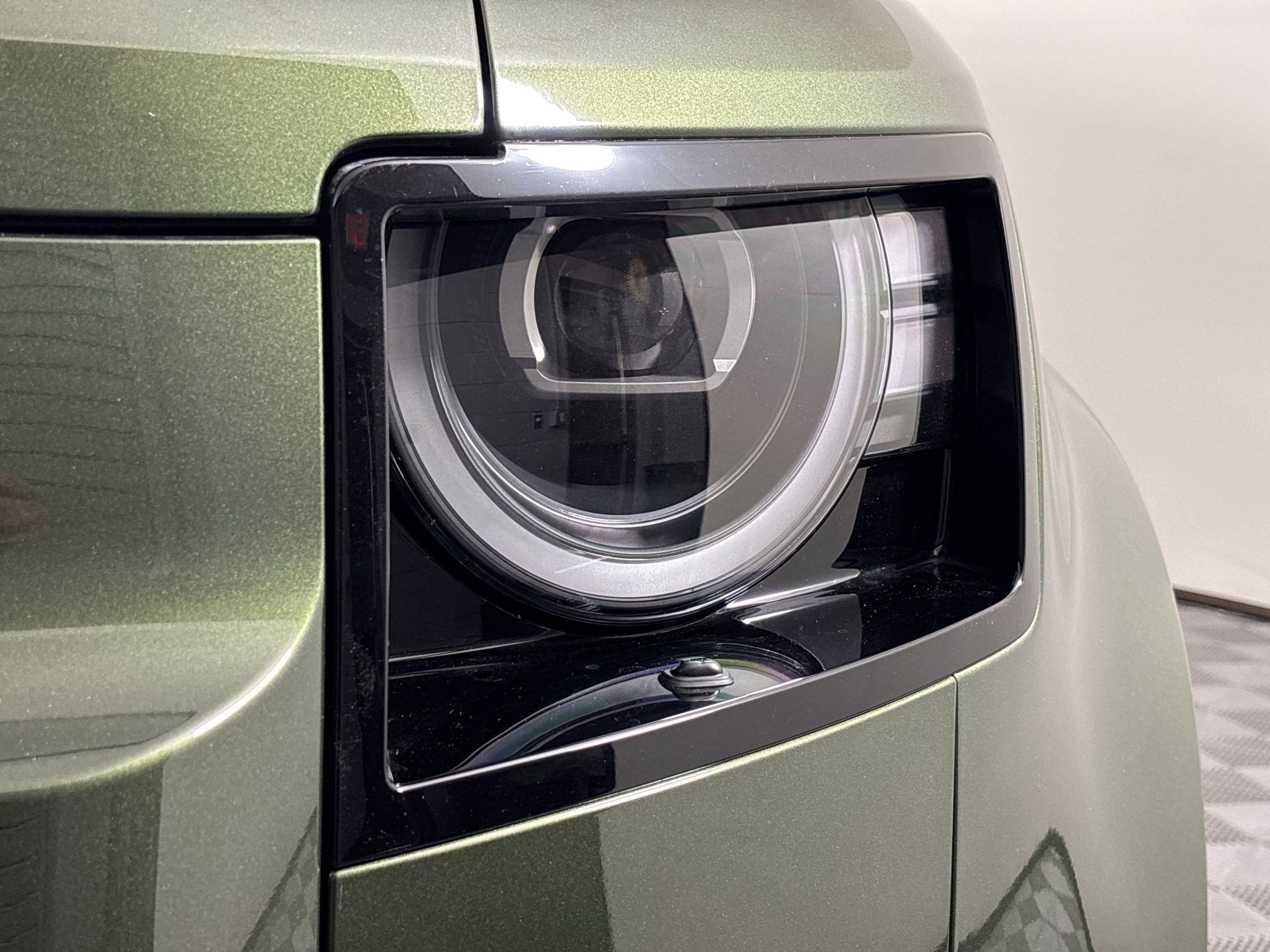 New 2026 Land Rover Defender 110 S AWD/4WD image 12
