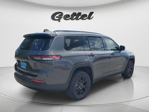 Used 2026 Jeep Grand Cherokee L 2WD image 5