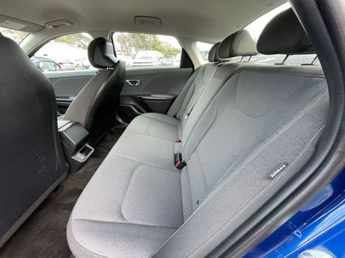 Used 2025 Kia K4 LXS image 24